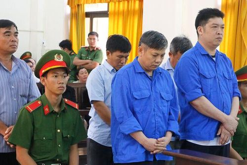 5 bị cáo lãnh án tù vì gây hậu quả nghiêm trọng về đầu tư công trình xây dựng