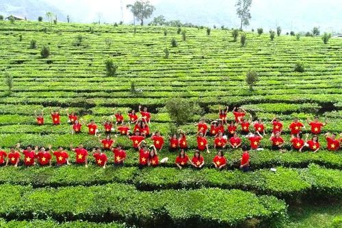 Khởi sắc du lịch Tân Uyên