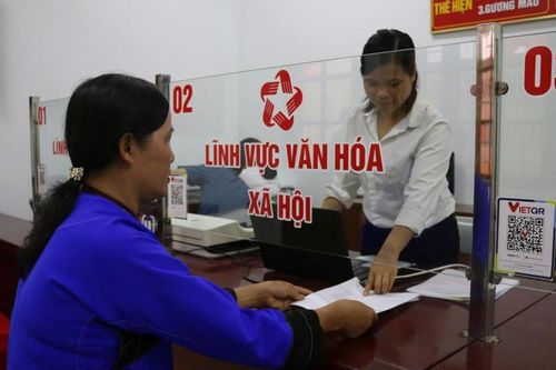 Thi đua theo lời Bác