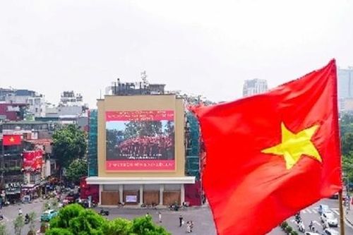 Hà Nội hoàn thành giai đoạn 1 cải tạo, chỉnh trang Quảng trường Đông Kinh Nghĩa Thục