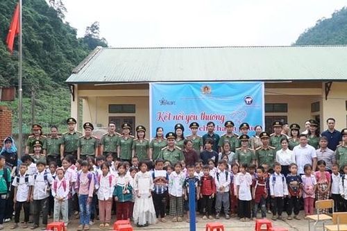 Cục Công nghiệp an ninh sinh hoạt chính trị ý nghĩa tại quê hương Pác Bó