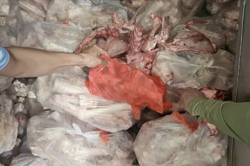 Phát hiện 3,5 tấn xương bò không rõ nguồn gốc