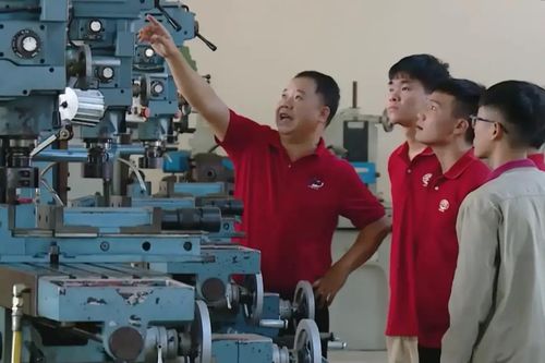 Hà Nội đẩy mạnh kết nối doanh nghiệp với trường nghề