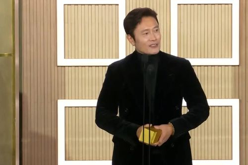 Giải Thành tựu đặc biệt gọi tên Lee Byung Hun