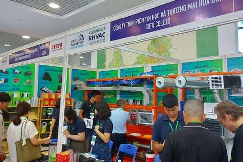 Gần 300 doanh nghiệp tham dự triển lãm quốc tế về công nghiệp