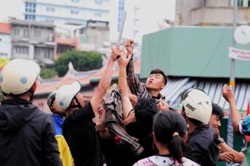 Cúng cô hồn và những biến tướng ảnh hưởng xấu đến xã hội