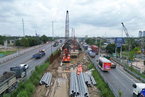 Loạt dự án ở TP.HCM chậm tiến độ, có công trình 10 năm vẫn chưa về đích