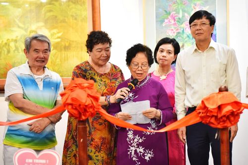'Phố và Hoa' – Hành trình bền bỉ khắc họa vẻ đẹp Hà Nội của họa sĩ Trương Ngọc Hiên
