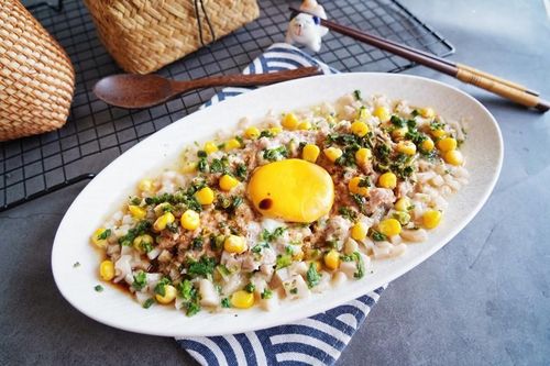 Món hấp này rất dễ làm lại chỉ tốn 15 phút nấu mà cực mềm thơm, ngay cả người khảnh ăn cũng phải khen