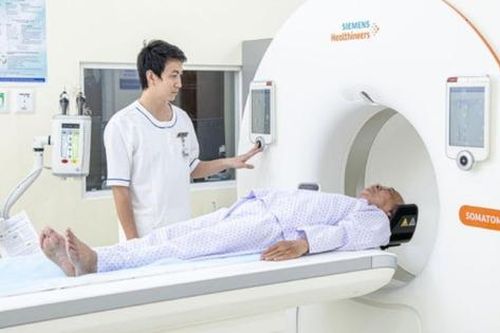 Người cao tuổi cần cảnh giác với bệnh thoái hóa phổi