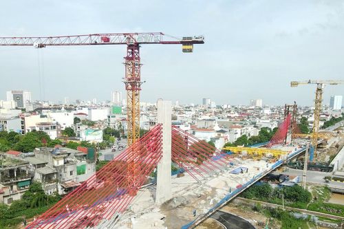 Ngắm cây cầu dây văng đầu tiên ở Thanh Hóa sắp hoàn thành