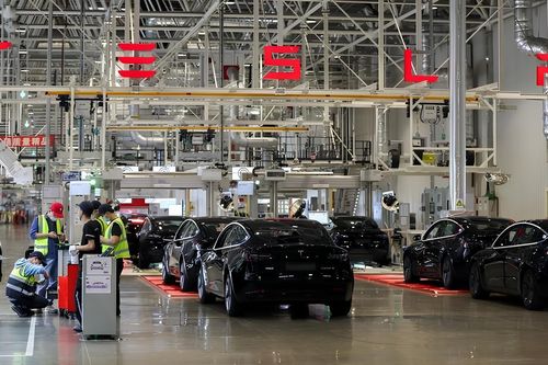 Vingroup kiện 68 tổ chức, cá nhân: Các vụ tương tự giải quyết thế nào