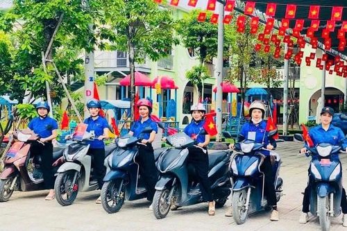 Nghĩa tình từ những chuyến xe miễn phí