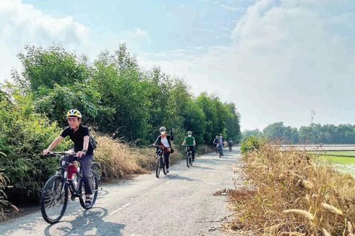 Phát triển du lịch bền vững từ năng lượng sạch