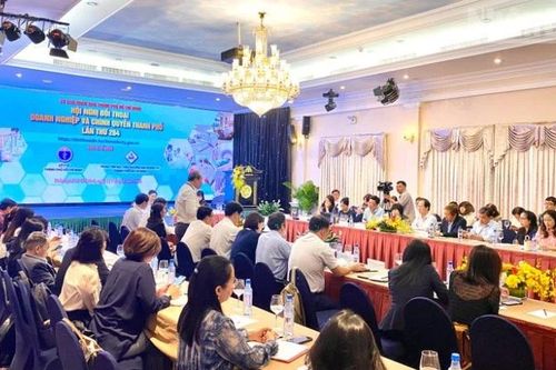 Đối thoại giữa chính quyền và doanh nghiệp trong lĩnh vực y tế