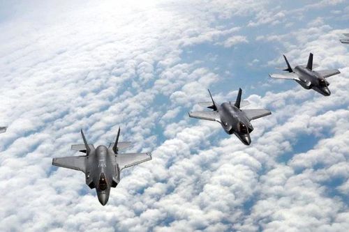 NATO triển khai phòng thủ sau vụ UAV bay vào không phận Ba Lan