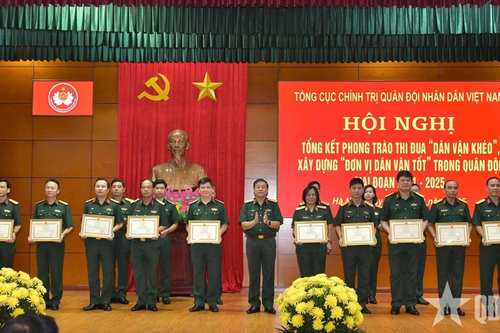Những nhịp cầu hướng về nhân dân