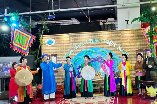 Thưởng thức cải lương, quan họ, chèo, ca trù... tại Triển lãm thành tựu đất nước