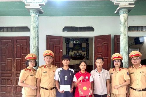 Hai người con nuôi đặc biệt của Công an Phú Thọ đỗ đại học