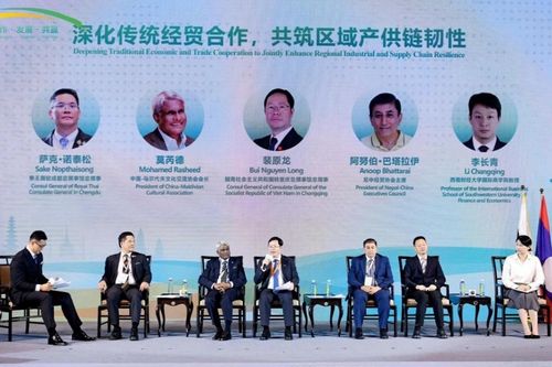 Việt Nam sẵn sàng đẩy mạnh hợp tác thương mại với tỉnh Tứ Xuyên, Trung Quốc