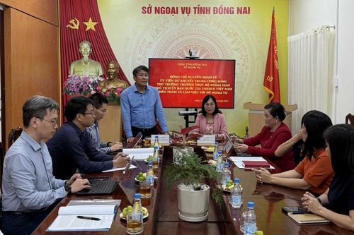 Thứ trưởng Thường trực Bộ Ngoại giao Nguyễn Minh Vũ thăm và làm việc với Sở Ngoại vụ tỉnh Đồng Nai