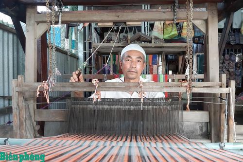 Đặc sắc du lịch văn hóa Chăm ở An Giang