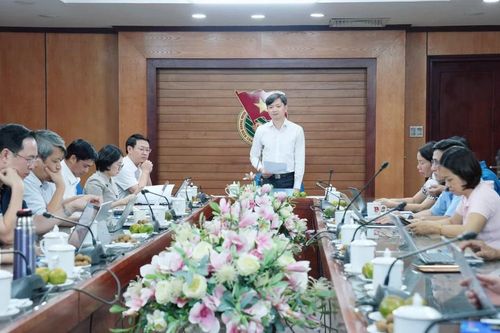 Công bố Top 20 ứng viên Giải thưởng Quả Cầu Vàng năm 2025