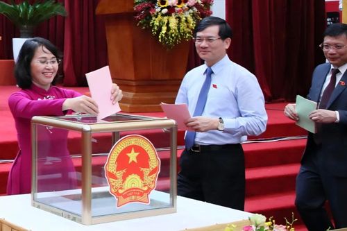 Quảng Ninh kiện toàn nhân sự tại Kỳ họp thứ 30