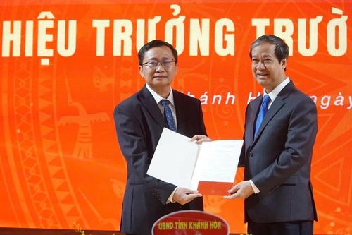 Tiến sĩ Quách Hoài Nam làm Hiệu trưởng Đại học Nha Trang