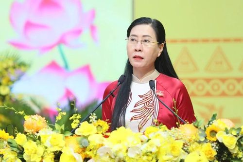 Quảng Ngãi thông qua nhiều chỉ tiêu quan trọng, quyết tâm thành tỉnh phát triển khá của cả nước