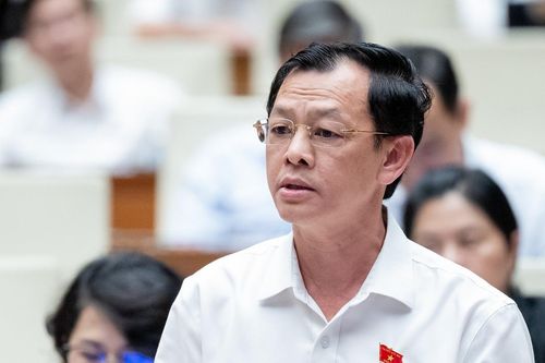 Thứ trưởng Bộ Y tế là ứng viên phó giáo sư năm 2025