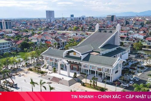 Tăng ca, tăng kíp chỉnh trang Trung tâm Văn hóa - Điện ảnh tỉnh