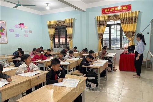 Hơn 300 học sinh ở Thàng Tín (Tuyên Quang) trở lại trường sau khi khắc phục hậu quả do lũ ống