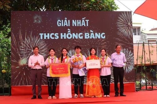 Giúp học sinh thêm yêu lịch sử, trân trọng di sản quê hương