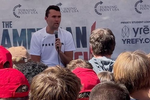 Mỹ bắt giữ nghi phạm sát hại nhà hoạt động Charlie Kirk