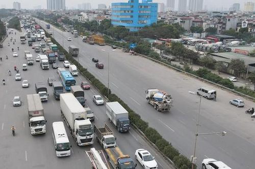 Mức thu phí sử dụng đường bộ đối với xe ô tô theo đề xuất mới nhất
