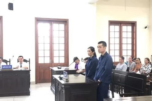 Bẫy 'vay không cần trả' biến gần 100 người dân thành con nợ