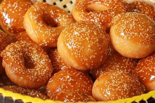 Loại bánh dân dã miền Tây từng được Mỹ xếp ngon nhất thế giới, chỉ vài nghìn đồng mỗi cái