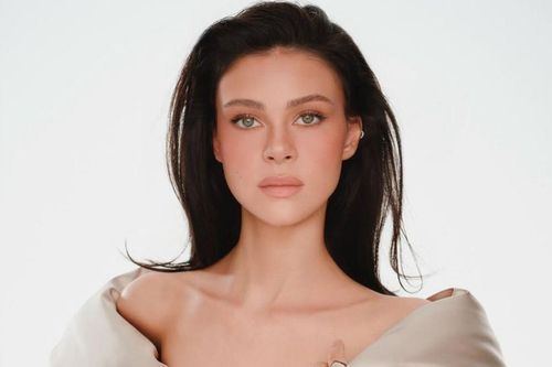 Con dâu Beckham đăng ảnh 'nóng'