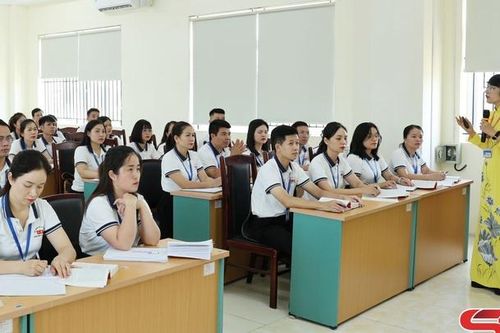 Nâng cao chất lượng đào tạo, bồi dưỡng lý luận chính trị