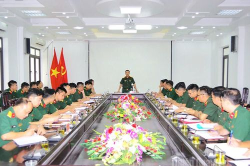 Triển khai nhiệm vụ diễn tập chỉ huy cơ quan 1 bên 1 cấp có một phần thực binh cho Trung đoàn bộ binh 877