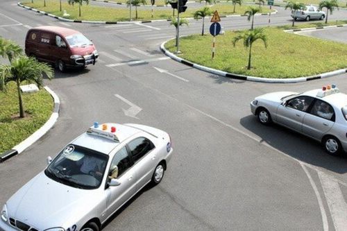 Người học lái xe cần lưu ý: Quy định mới áp dụng từ tháng 9