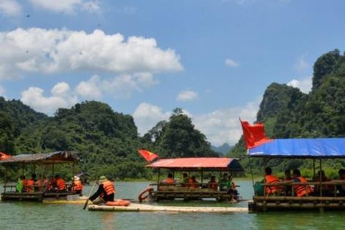 Đa dạng sản phẩm giúp du lịch Lạng Sơn tăng trưởng khá