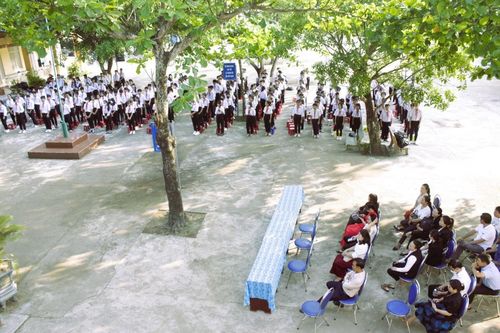 Ngân hàng đồng hành cùng sự nghiệp trồng người
