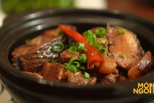 Cá quả kho tộ