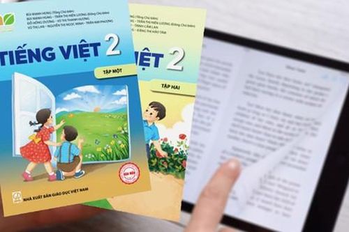 Sử dụng miễn phí sách giáo khoa điện tử - xóa bỏ rào cản về chi phí và địa lý