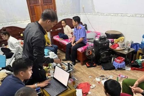 Mang ma túy từ Đồng Nai đến Lâm Đồng rủ bạn cùng sử dụng thì bị bắt