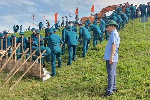 Giả định lũ sông Hồng lên rất cao, Hà Nội sẽ ứng phó thế nào?