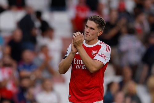 Gyokeres tỏa sáng, Arsenal vùi dập Forest