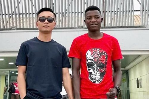 Động thái của thành viên đời đầu Team châu Phi sau khi rời nhóm
